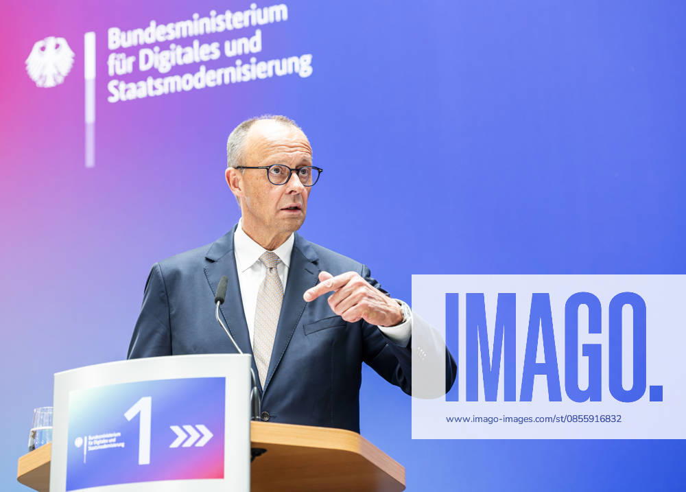 Friedrich Merz EUR, Germany, Berlin, 07 05 2026 Greeting by Federal Chancellor Friedrich Merz CDU at the festive event of the Federal Ministry for Digital and State Modernization on the occasion of its first anniversary In the presence of Karsten Wildberger CDU , Federal Minister for Digital and State Modernization Joint visit of the exhibitors