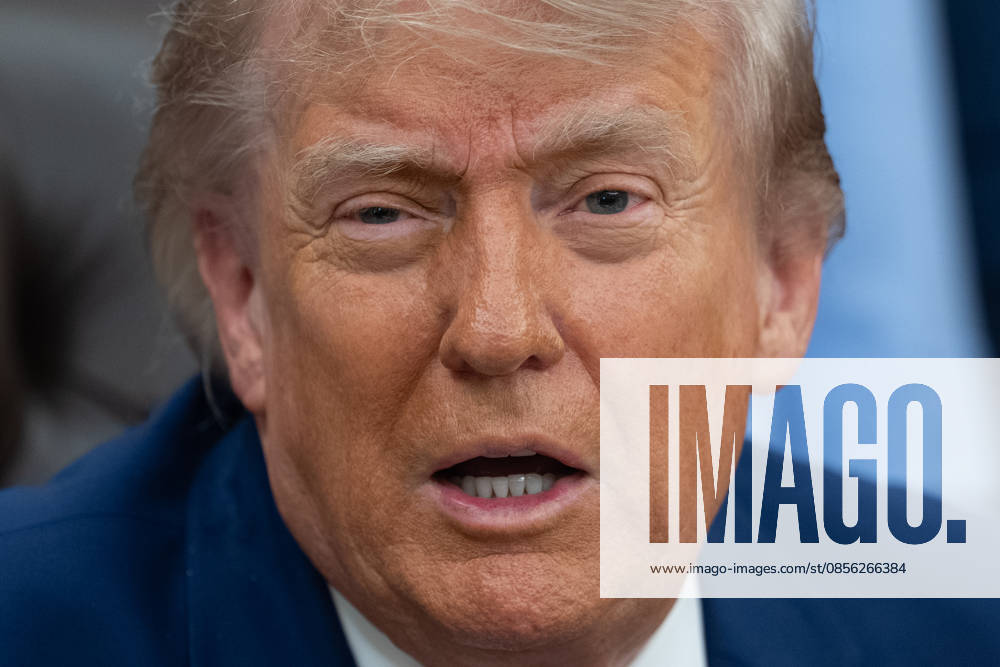President Donald Trump gives remarks during an event promoting maternal healthcare in the Oval Office of the White House in Washington, DC. on Monday, May 11, 2026. President Trump is meeting with healthcare workers as his administration launches Moms.gov to highlight resources for unexpected pregnancies. WAX20260511211 AaronxSchwartz