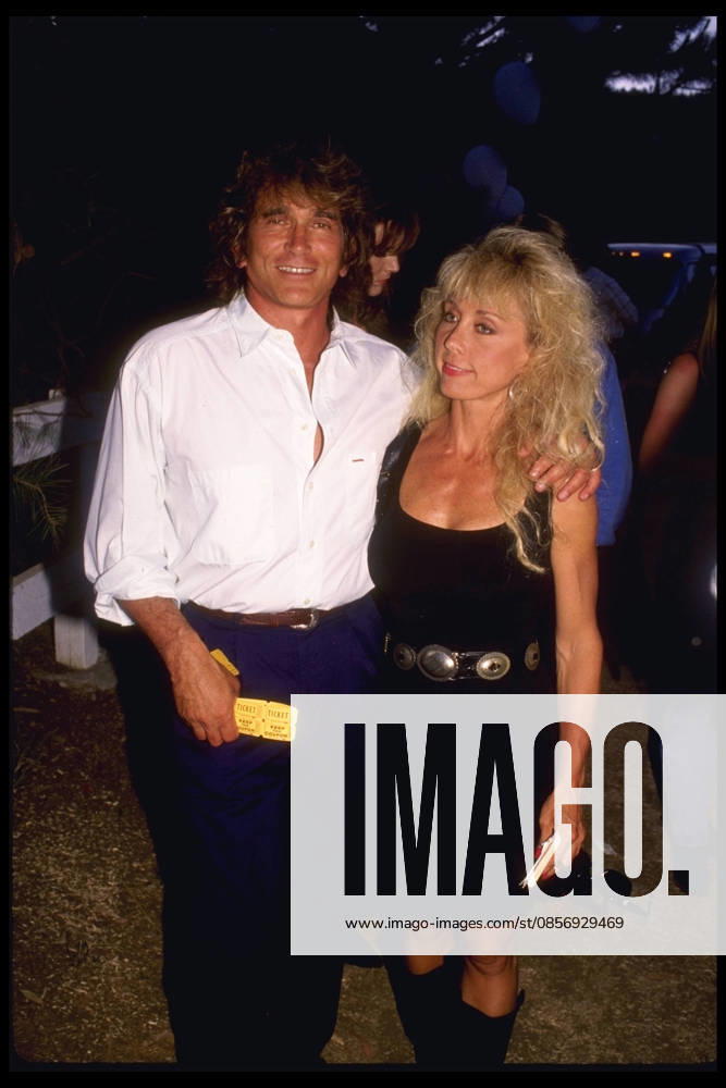 Michael Landon Hollywood, CA, USA; Actor MICHAEL LANDON and wife CINDY LANDON are shown in undated photo. (Michelson-Roger Karnbad date unknown) Mandatory Credit: Photo by Michelson ZUMA Press. ( ) Copyright 2006 Michelson Los Angeles CA USA