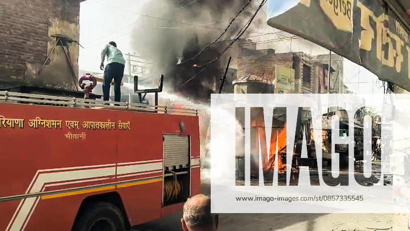 Firefighting operations underway after a fire breaks out in a transformer at Phool Wala Chowk Bhiwani, May 22 (ANI): Firefighting operations underway after a fire breaks out in a transformer at Phool Wala Chowk, in Bhiwani on Friday. (ANI Video Grab) Bhiwani Haryana India