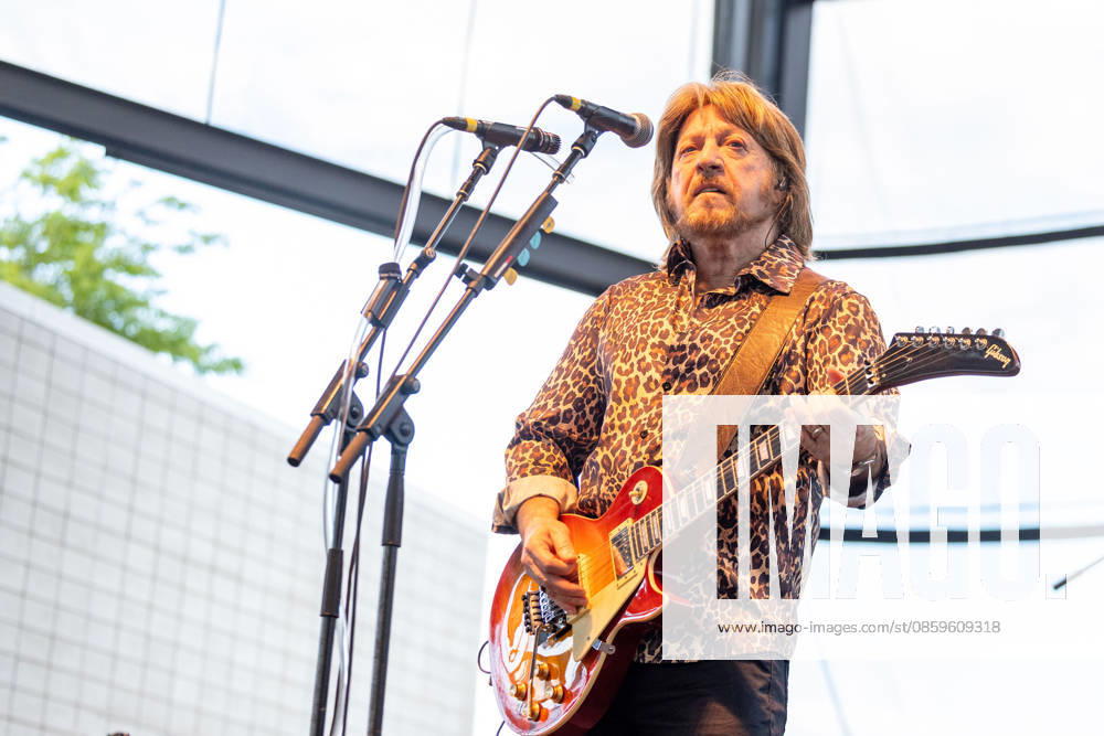 Milwaukee, Wisconsin, U.S: ALDO CAPORUSCIO of Aldo Nova during the Summerfest Music Festival in Milwaukee, Wisconsin Milwaukee U.S - ZUMAs135 20260619_zap_s135_130
