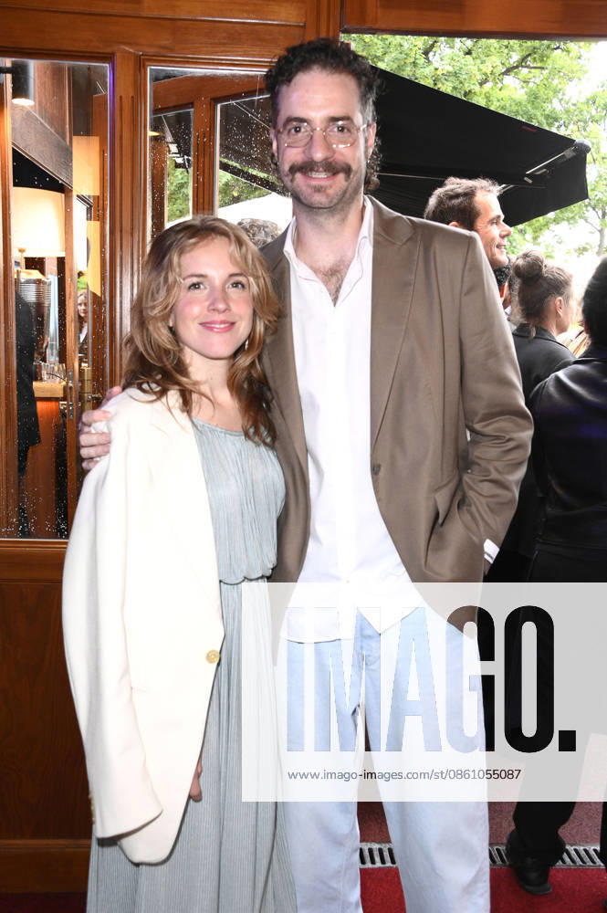 Paula Kalenberg and Fridolin Sandmeyer at the 2026 Production Alliance Festival in the Tipi at the Chancellery in Berlin, July 7, 2026 Foto:xN.xKubelkax xFuturexImagex produzentenfest_6913
