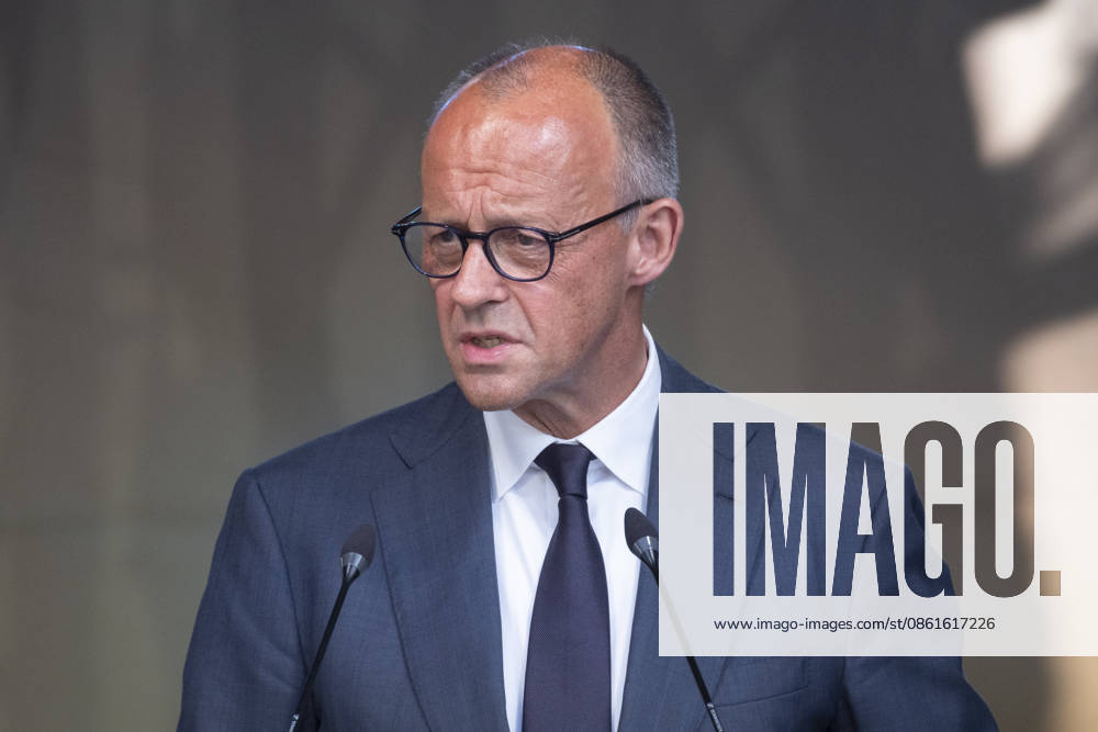 Chancellor Friedrich Merz speaks at a memorial event on the Ahrweiler market square five years after the catastrophic flooding in the Ahr Valley. Photo take