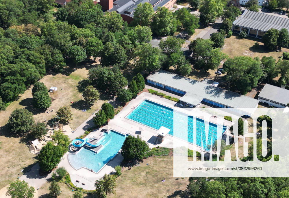Halle, Saale Halle, Saale Halle, Saale Saxony-Anhalt View Cityscape Saxony-Anhalt View Saline Outdoor Pool Salinebad ï¿½
