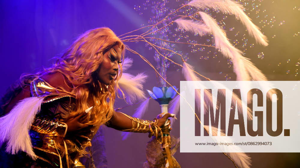 Halle, Saale Halle, Saale Halle, Saale Saxony-Anhalt View Cityscape Saxony-Anhalt View Summer Festival 2026 at the Peißnitzhaus peißnitzhaus festival Drag Show Drag and Travesty Show photo Bijoux �