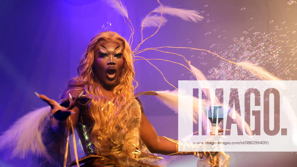 Halle, Saale Halle, Saale Halle, Saale Saxony-Anhalt View Cityscape Saxony-Anhalt View Summer Festival 2026 at the Peißnitzhaus peißnitzhaus festival Drag Show Drag and Travesty Show photo Bijoux �