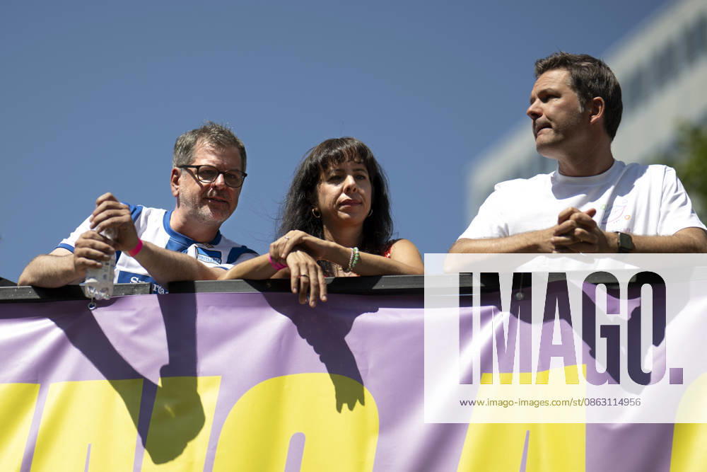 Werner Graf, Elif Eralp, Steffen Krach, Christopher Street Day Berlin DEU, Deutschland, Germany, Berlin, 25.07.2026 Werner Graf , Spitzenkandidat der Partei Die Gruenen Buendnis 90 , Elif Eralp , Spitzenkandidatin der Partei Die Linke und Steffen Krach , co Landesvorsitzender und Spitzenkandidat der Berliner SPD (v.l.n.r.) auf der Demonstration der schwul-lesbischen Gedenkparade Christopher Street Day CSD Parade der 48. Berlin Pride 2026 fuer die Rechte der LGBTQ+ Community unter dem Motto Haltung ist Hot Segen in Berlin Deutschland . Die Demo setzt sich fuer Vielfalt Menschenrechte und den Schutz von Minderheiten ein und ist eine der groessten Veranstaltungen der LGBTQ-Community in Europa en: Werner Graf , lead candidate of the Green P