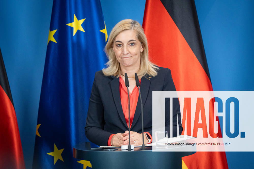 Nina Warken, Federal Minister for Special Tasks, Head of the Federal Chancellery, and Federal Government Commissioner for the Federal Intelligence Services, during a press conference at the Federal Chancellery on the reform of intelligence service legislation, Berlin, Germany, Federal Chancellery
