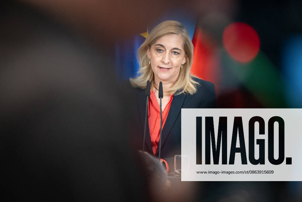 Nina Warken, Federal Minister for Special Tasks, Head of the Federal Chancellery, and Federal Government Commissioner for the Federal Intelligence Services, during a press conference at the Federal Chancellery on the reform of intelligence service legislation, Berlin, Germany, Federal Chancellery