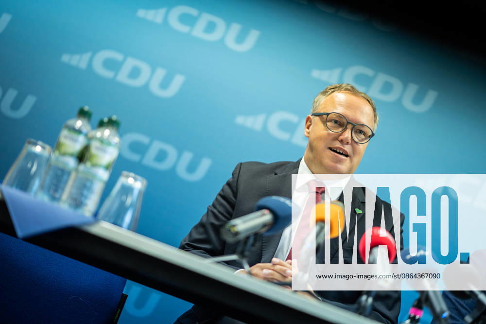 Mario Voigt, Minister President of Thuringia, holds a press conference at the CDU state headquarters Press conference by the Minister President of Thuringia at the CDU state headquarters, Erfurt, Thuringia, Germany CDU Thuringia State Headquarters