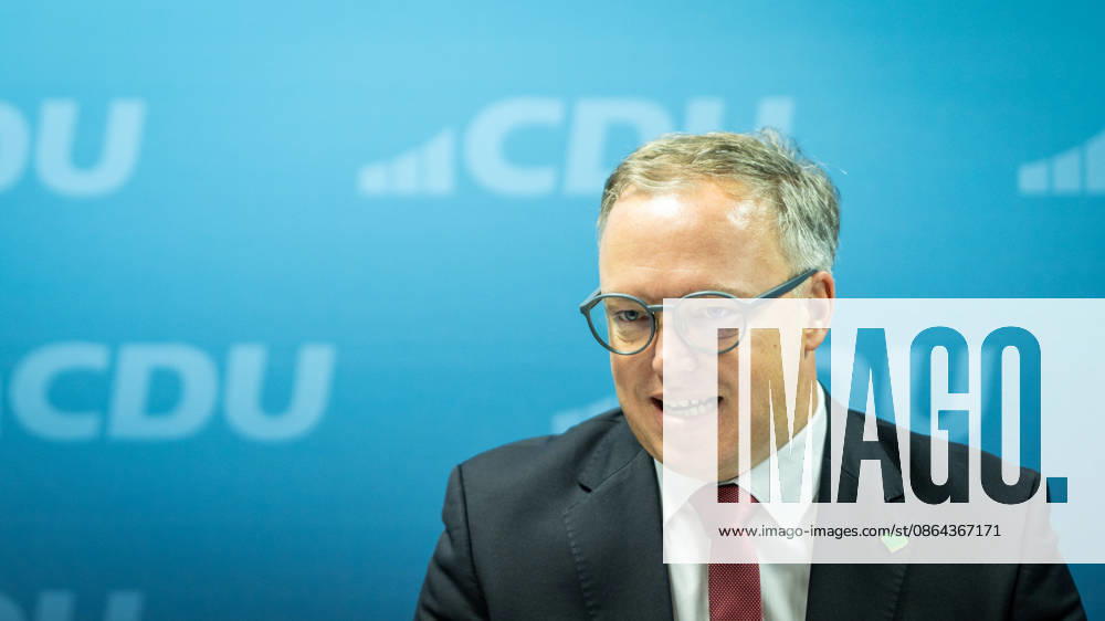 Mario Voigt, Minister-President of Thuringia, holds a press conference at the CDU state headquarters Press conference by the Minister-President of Thuringia at the CDU state headquarters, Erfurt, Thuringia, Germany CDU Thuringia State Headquarters
