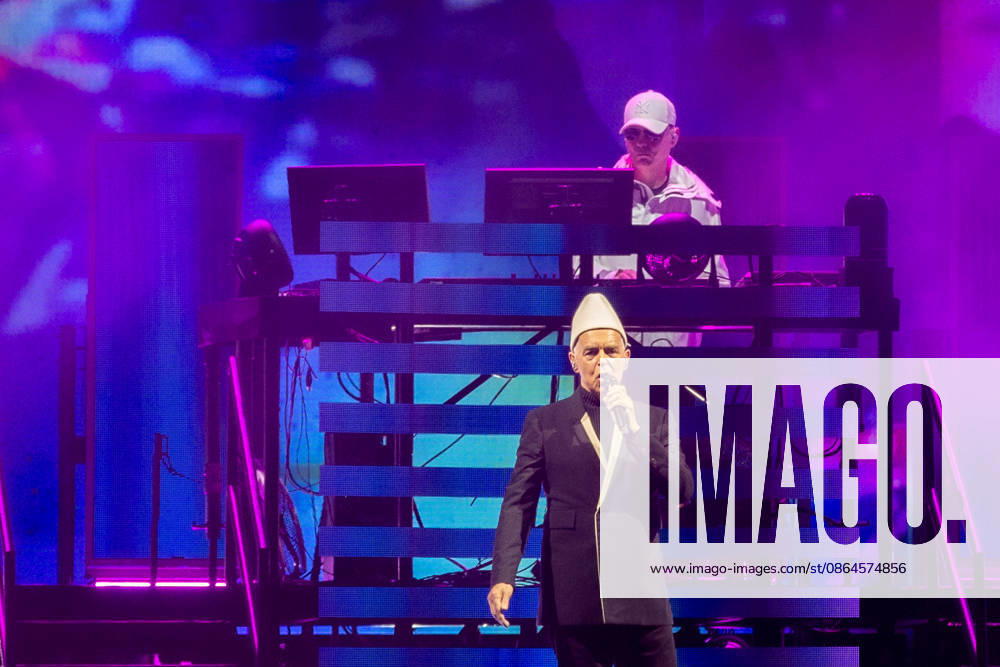 Pet Shop Boys live in Oslo Oslo, Norway. 20th, August 2026. The English synth-pop duo Pet Shop Boys performs a live concert at Unity Arena in Oslo. Here singer Neil Tennant is seen live on stage. Norway, Oslo, Unity Arena