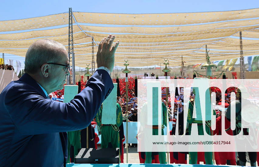 Turkish President Erdogan Attends 955th Anniversary of Manzikert Victory Turkish President Recep Tayyip Erdogan attends a ceremony marking the 955th anniversary of the Victory of Manzikert at the Battle of Manzikert Historical National Park in eastern Türkiye, on August 26, 2026. The commemoration marks the 1071 Battle of Manzikert and the conquest of Anatolia. Photo by Turkish presidency apaimages Istanbul Istanbul Turkey 260826_T__rkiye_TPO_00(6)