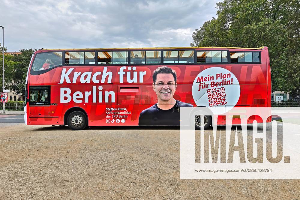 Berlin, Germany, August 28, 2026: A bus displaying campaign ads for Steffen Krach, the SPD s top candidate for the 2026 House of Representatives election