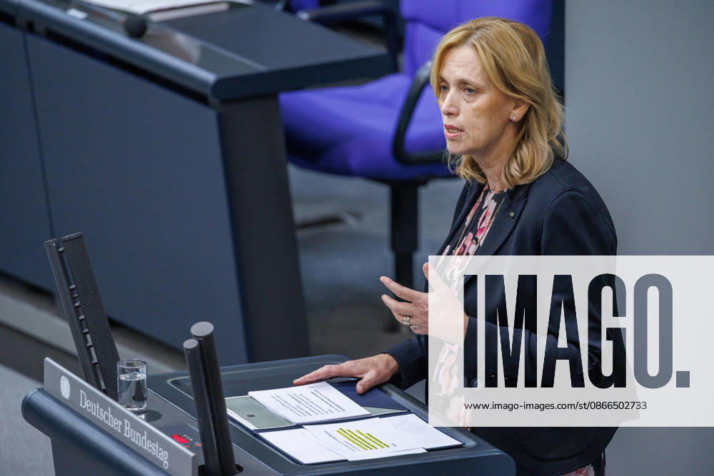 Bundestag: Karin Prien (CDU), Federal Minister for Family Affairs, in the German Bundestag on September 10, 2026, in Berlin, Berlin, Germany, Bundestag