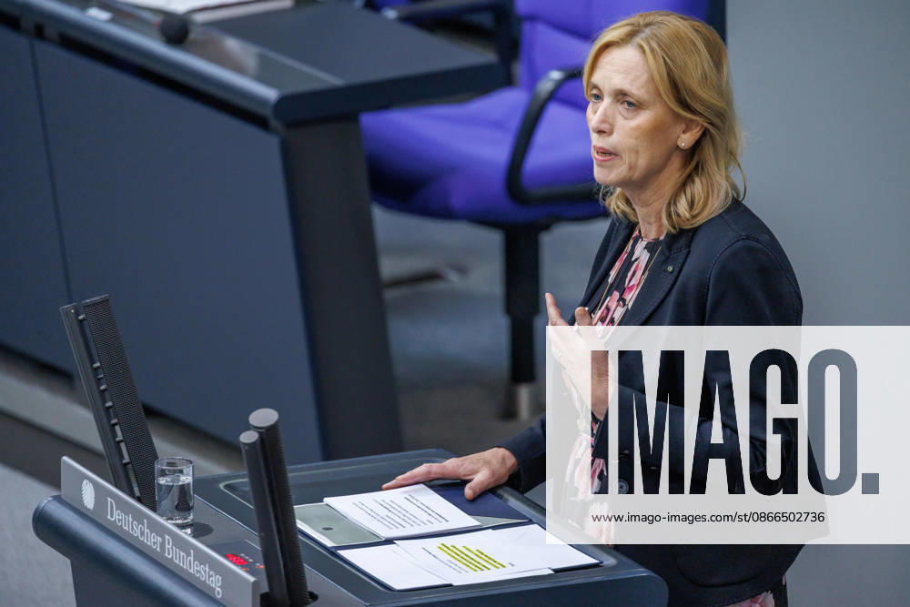 Bundestag: Karin Prien (CDU), Federal Minister for Family Affairs, in the German Bundestag on September 10, 2026, in Berlin, Berlin, Germany, Bundestag