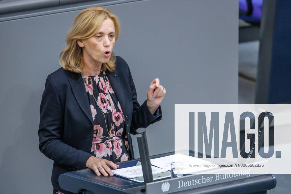 Bundestag: Karin Prien (CDU), Federal Minister for Family Affairs, in the German Bundestag on September 10, 2026, in Berlin, Berlin, Germany, Bundestag