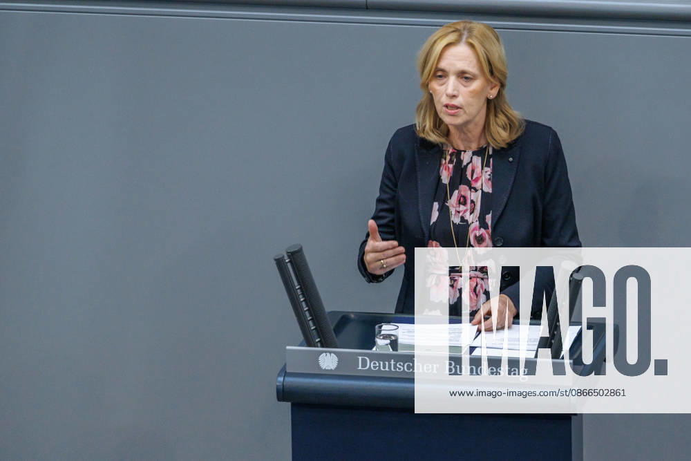Bundestag: Karin Prien (CDU), Federal Minister for Family Affairs, in the German Bundestag on September 10, 2026, in Berlin, Berlin, Germany, Bundestag