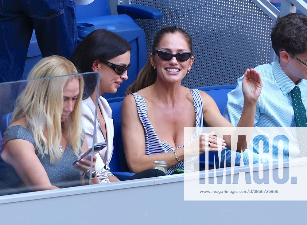 US Open - Irina Shayk and Minka Kelly In The Stands - New York Irina Shayk and Minka Kelly attend the Women s Final at the US Open in New York on September 12, 2026. Photo by Dylan Travis ABACAPRESS.COM New York NY United States