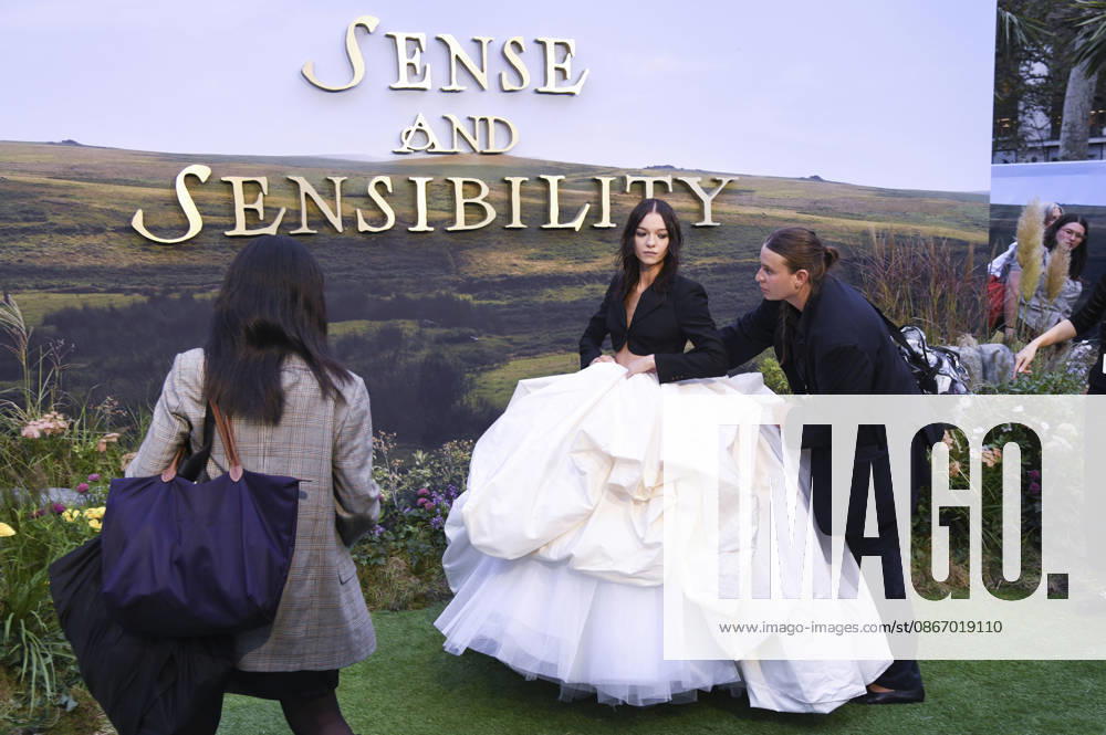 Esme Creed Miles at the premiere of the film *Sense and Sensibility* at the Odeon Luxe Leicester Square in London, September 15, 2026 Foto:xS.xFuturexImagex sensibility_6965