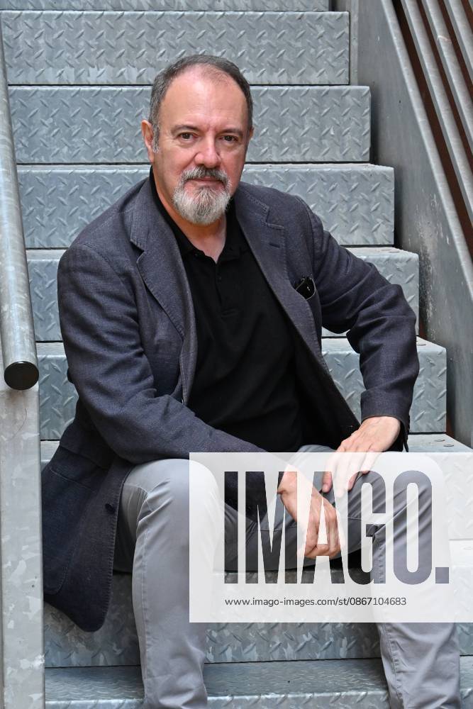 IPA88634710 - Rome: Rai Studios on Via Teulada. Photocall for the show *Misteri dimenticati*—*Blu notte* with Carlo Lucarelli. Pictured: Carlo Lucarelli