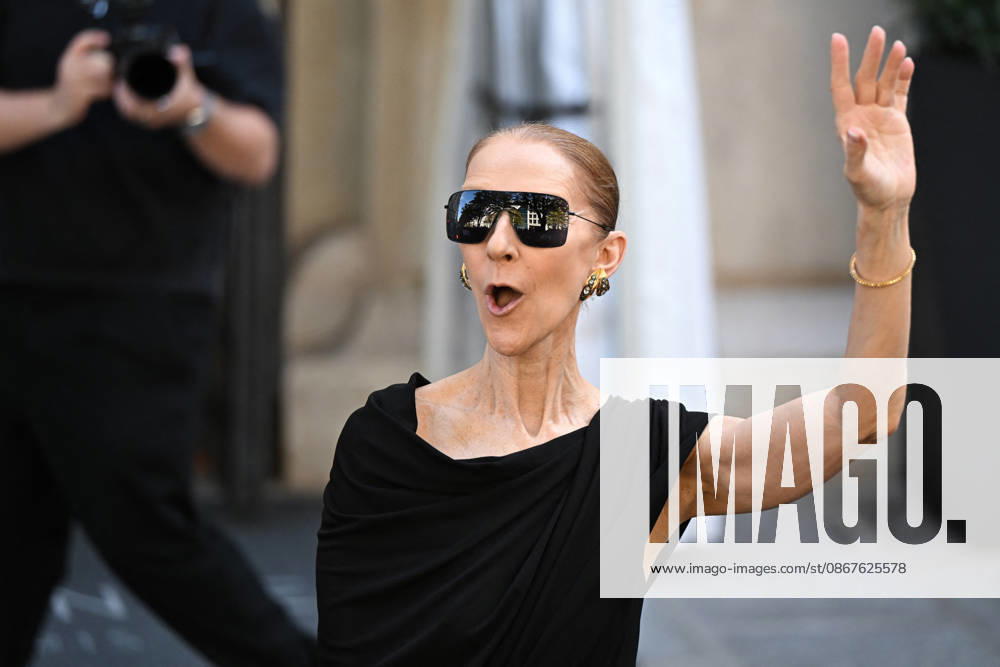 Celine Dion Leaves Her Hotel - Paris Celine Dion spend time with fans before her concert, at hotel Royal Monceau in Paris, France on September 23, 2026. Photo by Lionel Urman ABACAPRESS.COM Paris France