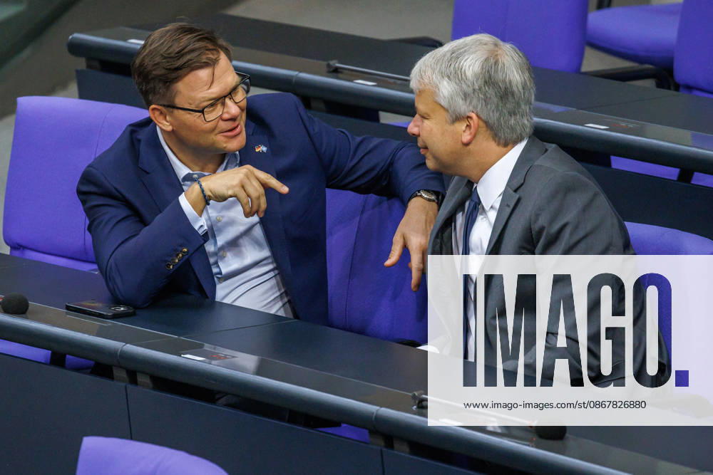 Bundestag: Carsten Schneider (SPD), Minister for the Environment, Climate Action, Nature Conservation, and Nuclear Safety, and Steffen Bilger, Federal Minister of Transportation, at the German Bundestag on September 25, 2026, in Berlin, Berlin, Berlin, Germany, Bundestag