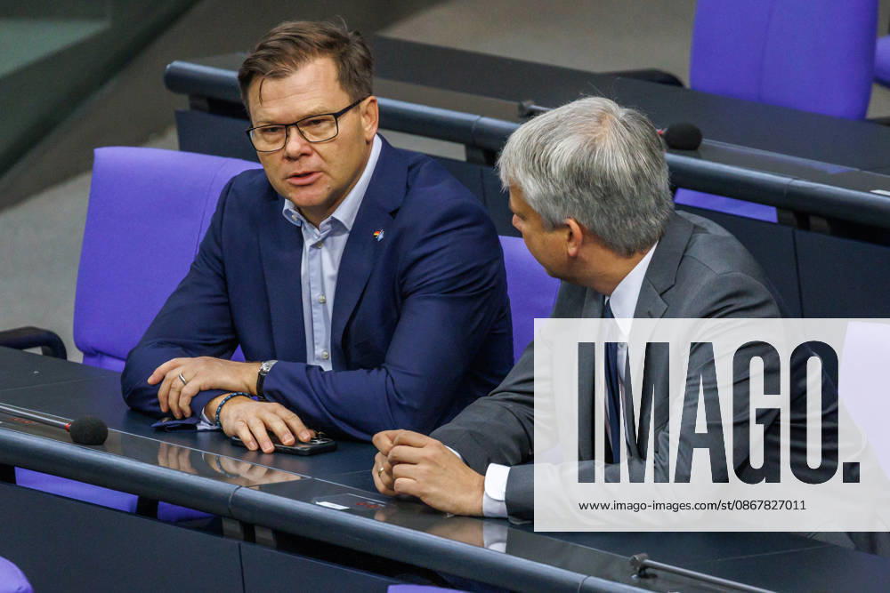 Bundestag: Carsten Schneider (SPD), Minister for the Environment, Climate Action, Nature Conservation, and Nuclear Safety, and Steffen Bilger, Federal Minister of Transportation, at the German Bundestag on September 25, 2026, in Berlin, Berlin, Berlin, Germany, Bundestag