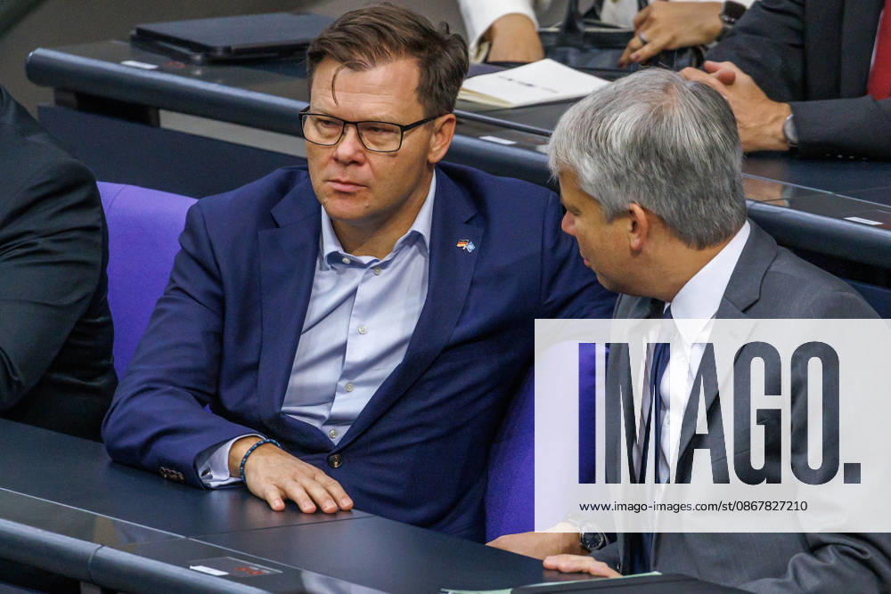 Bundestag: Carsten Schneider (SPD), Minister for the Environment, Climate Action, Nature Conservation, and Nuclear Safety, and Steffen Bilger, Federal Minister of Transportation, at the German Bundestag on September 25, 2026, in Berlin, Berlin, Berlin, Germany, Bundestag
