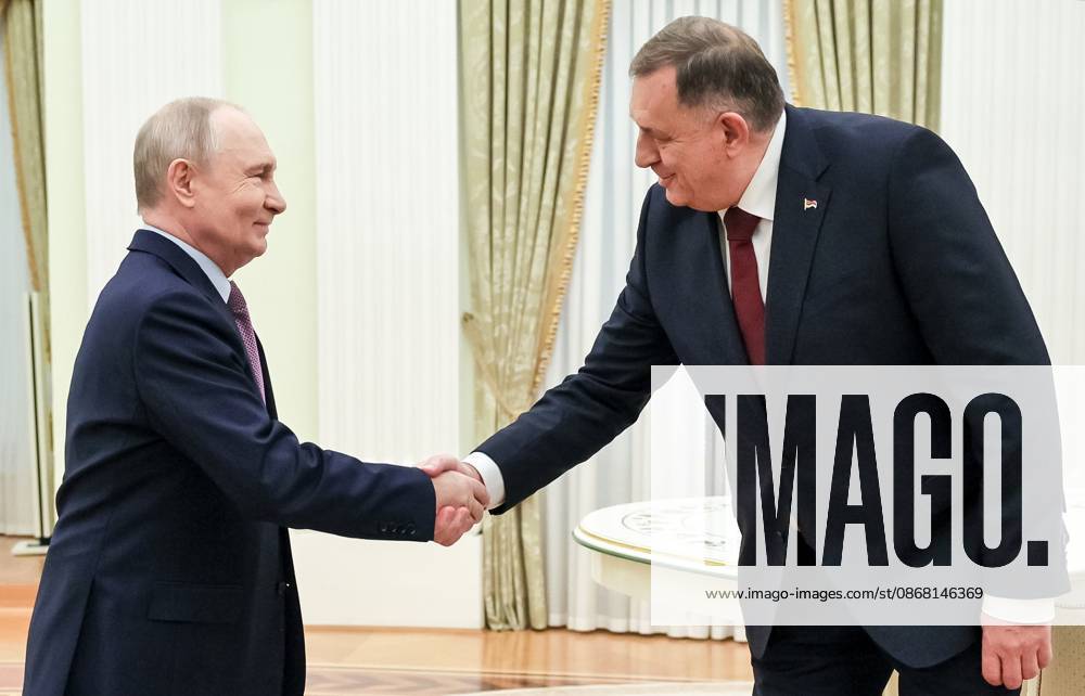 Russia Republika Srpska 9253919 29.09.2026 Russian President Vladimir Putin shakes hands with the leader of Republika Srpska s Alliance of Independent Social Democrats party Milorad Dodik during a meeting at the Kremlin, in Moscow, Russia. Evgeny Messman Sputnik Moscow Russia