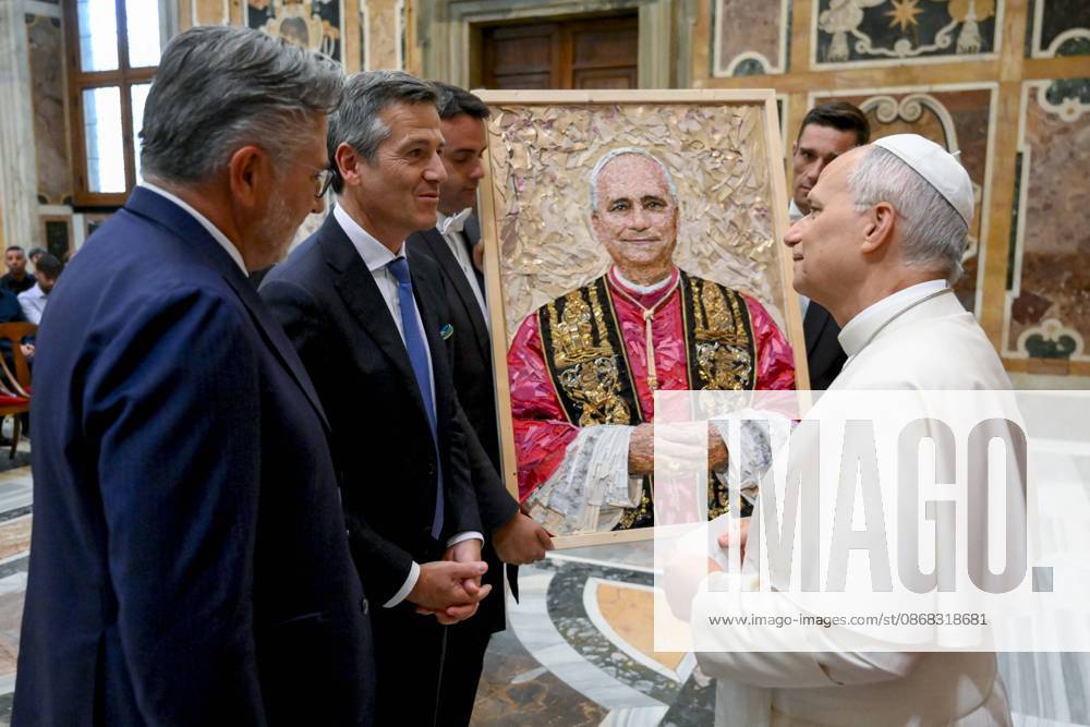 IPA89177601 - Italy, Rome, Vatican, October 1, 2026: Pope Leo XIV receives a delegation from the Hera Group in a private audience at the Vatican. Photo by VATICAN MEDIA Catholic Press Photo
