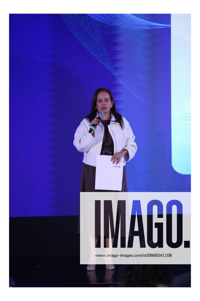 TO-45303 & x2013; Mexico City, October 1, 2026: Grissel R& xe1;mirez, AVP of EB Private at MetLife Mexico, delivers the welcome address at the MetLife forum "Mental Health in the Age of Artificial Intelligence" in Mexico City. Photo: Ian Robles .com.mx - ZUMAcs4_ 20261001_faa_cs4_094