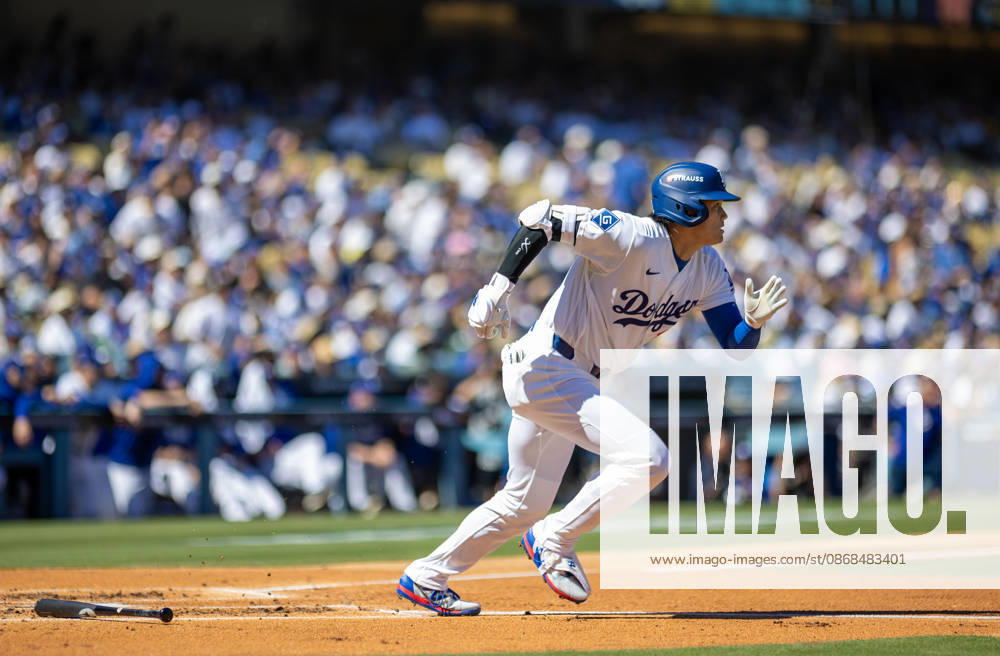 Los Angeles Dodgers Shohei Ohtani during Game 1 of the NLDS between the Los Angeles Dodgers and Atlanta Braves at Dodger Stadium today Saturday 3 October 2026 .I. . Los Angeles USA - ZUMAa60_ 20261003_zaf_a60_014