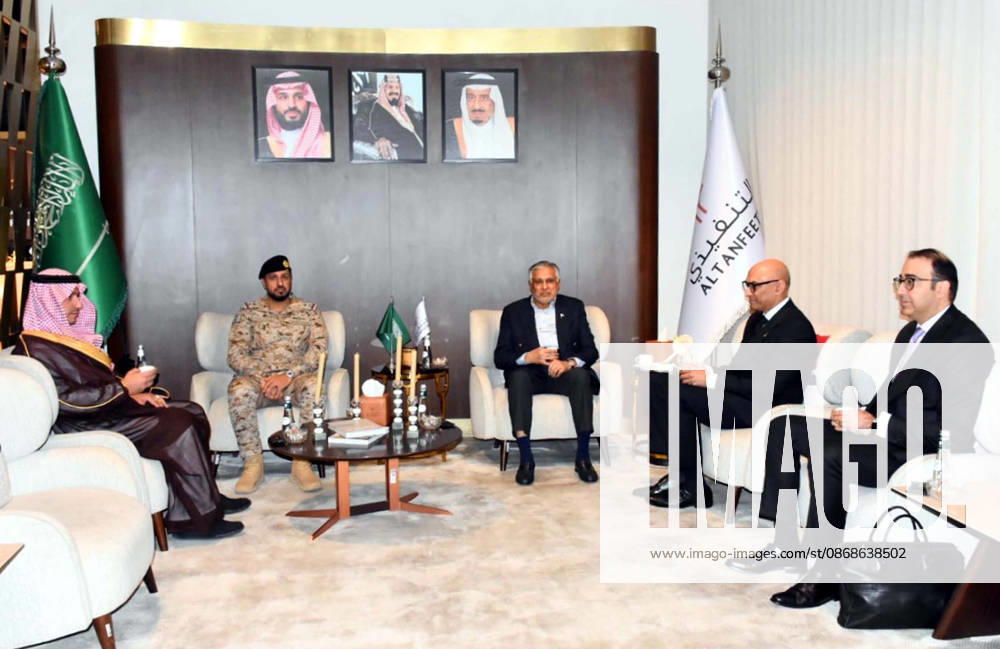 Deputy Prime Minister Foreign Minister of Pakistan, Senator Mohammad Ishaq Dar arrived in Riyadh to attend the meeting of the Strategic Political and Defence Committee (SPDC) and was received by Pakistan’s Ambassador to Saudi Arabia and senior Saudi officials, in Riyadh on Monday, October 5, 2026. (PPI Images).