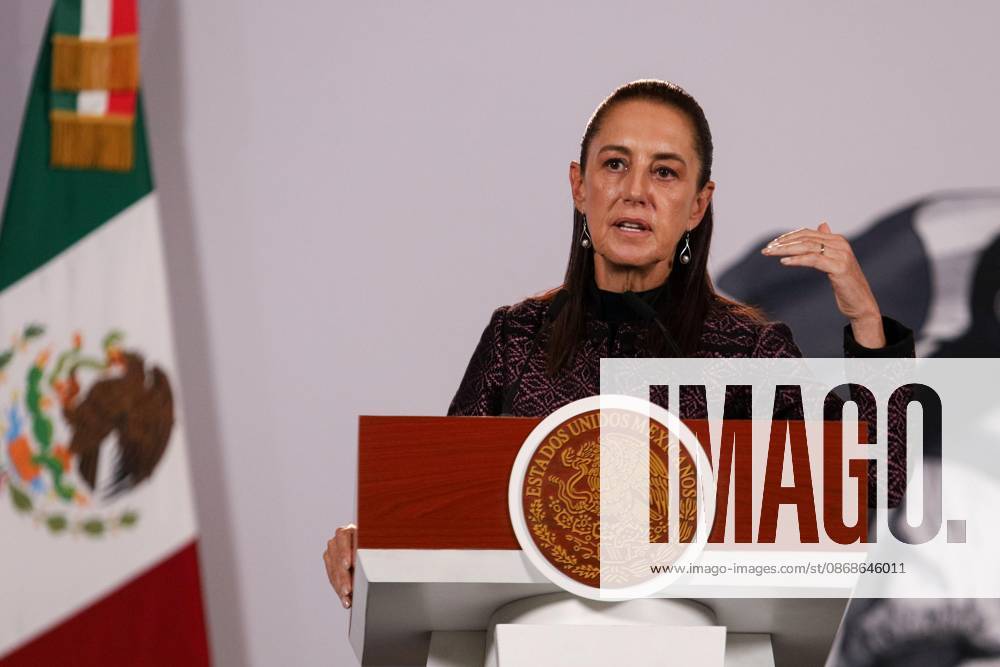 TO-45353- Ciudad de M& xe9;xico. 2026-10 -05. Claudia Sheinbaum Pardo, President of Mexico, during the daily morning press conference in the Treasury Room of the National Palace in Mexico City. Alejandro God& xcd;nez Clasos.com.mx - ZUMAcs4_ 20261005_faa_cs4_080