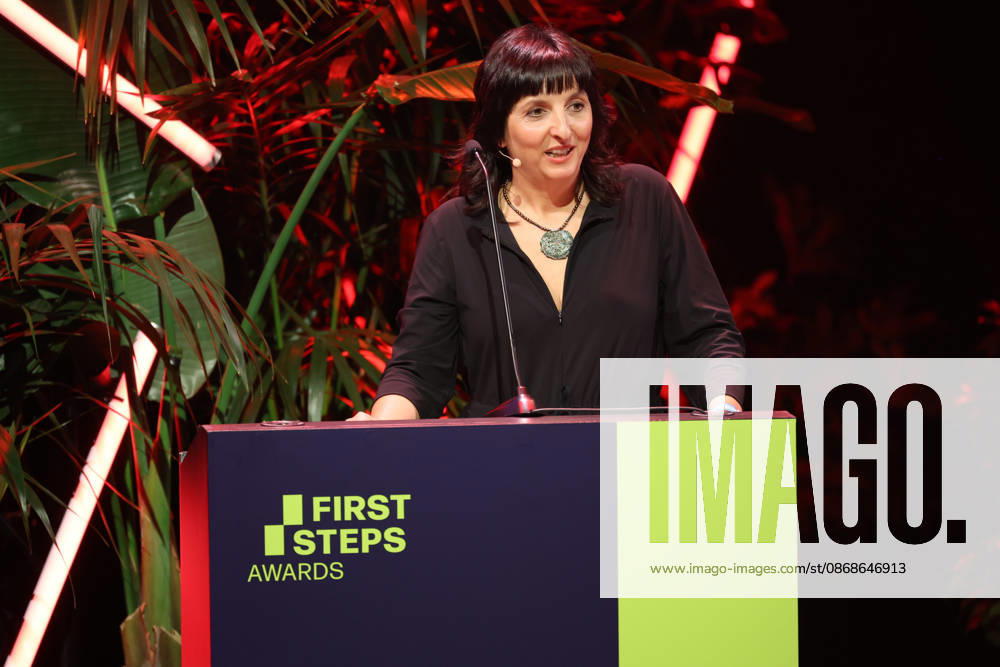 FIRST STEPS 2026 No Fear Bernd Eichinger Award: Ira Tondowski s Acceptance Speech at the FIRST STEPS 2026 Awards Ceremony on Stage at the Theater des Westens in Berlin