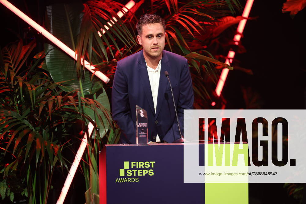 FIRST STEPS 2026 No Fear Bernd Eichinger Award: Winning Film *VOM BÖSEN BLICK*, produced by Justus Hagemann. Award presentation on stage at the FIRST STEPS 2026 ceremony at the Theater des Westens in Berlin