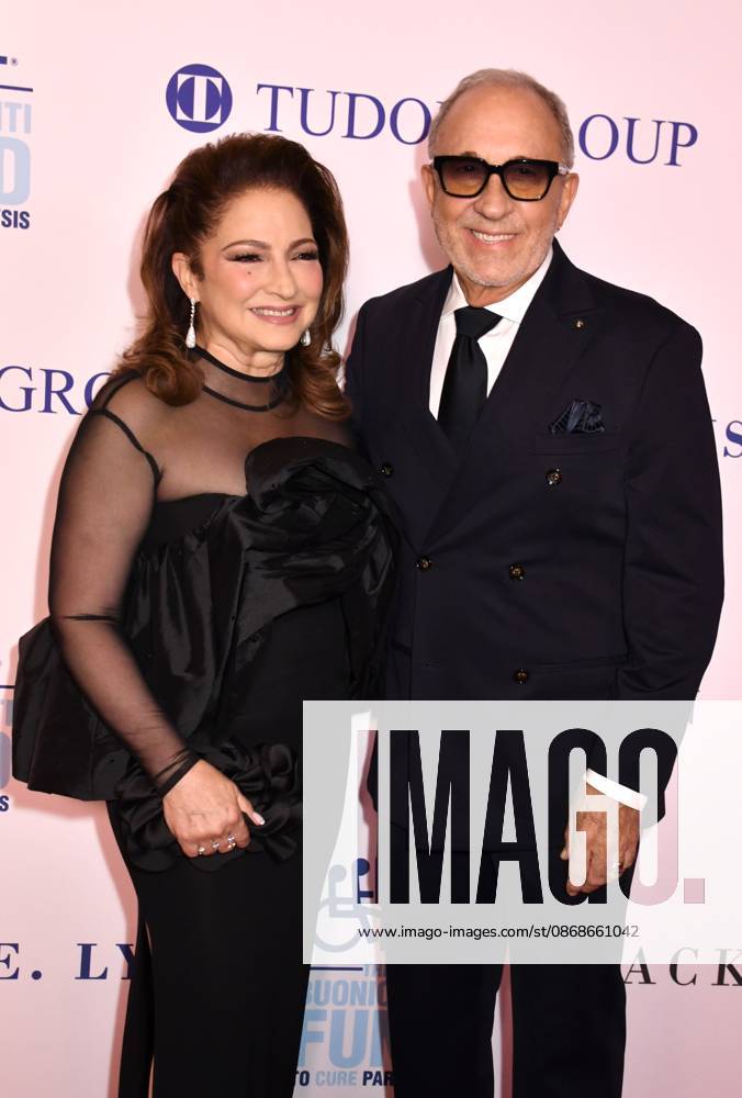 NEW YORK, NY - OCTOBER 5: Gloria Estefan and Emilio Estefan at the 41st Annual Great Sports Legends Dinner on October 5, 2026 at the New York Hilton in New York City.