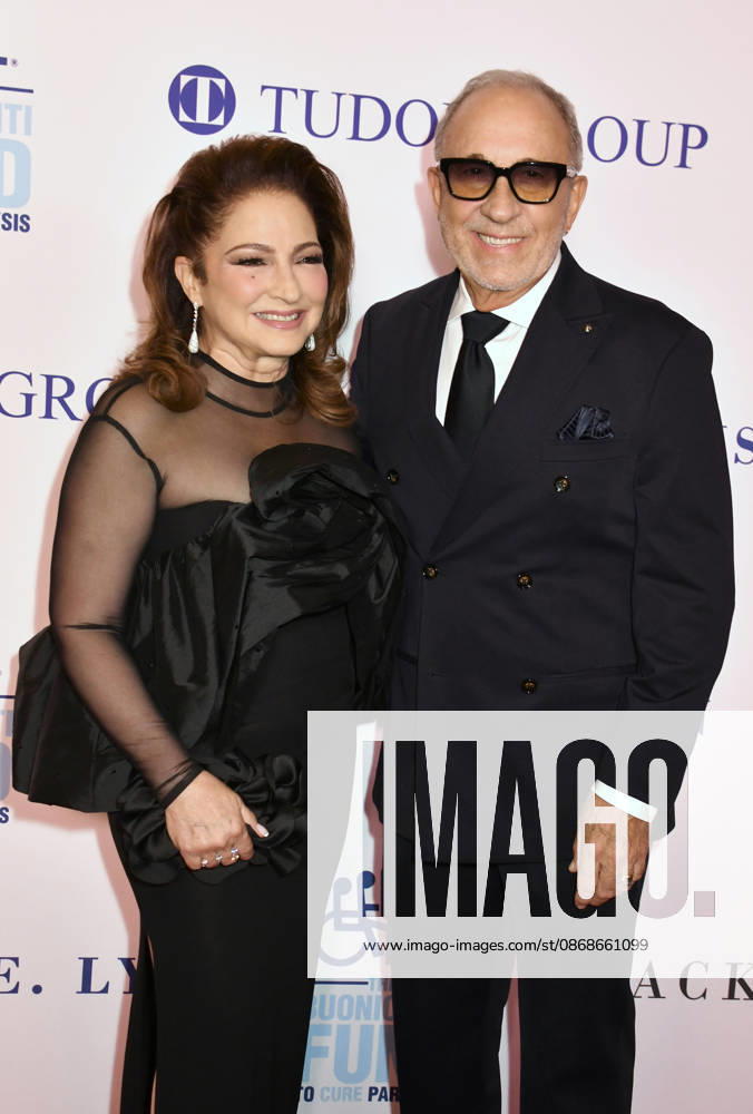 NEW YORK, NY - OCTOBER 5: Gloria Estefan and Emilio Estefan at the 41st Annual Great Sports Legends Dinner on October 5, 2026 at the New York Hilton in New York City.