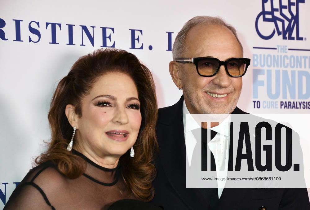 NEW YORK, NY - OCTOBER 5: Gloria Estefan and Emilio Estefan at the 41st Annual Great Sports Legends Dinner on October 5, 2026 at the New York Hilton in New York City.