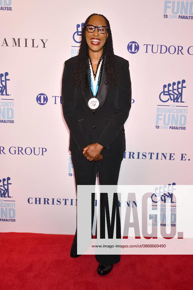 NEW YORK, NY - OCTOBER 5: Chamique Holdsclaw at the 41st Annual Great Sports Legends Dinner on October 5, 2026 at the New York Hilton in New York City.