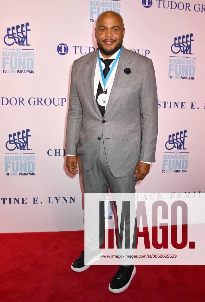 NEW YORK, NY - OCTOBER 5: Andruw Jones at the 41st Annual Great Sports Legends Dinner on October 5, 2026 at the New York Hilton in New York City.