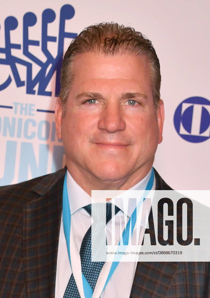 NEW YORK, NY - OCTOBER 5: Mark Recchi at the 41st Annual Great Sports Legends Dinner on October 5, 2026 at the New York Hilton in New York City.