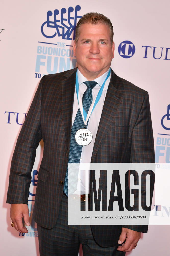 NEW YORK, NY - OCTOBER 5: Mark Recchi at the 41st Annual Great Sports Legends Dinner on October 5, 2026 at the New York Hilton in New York City.