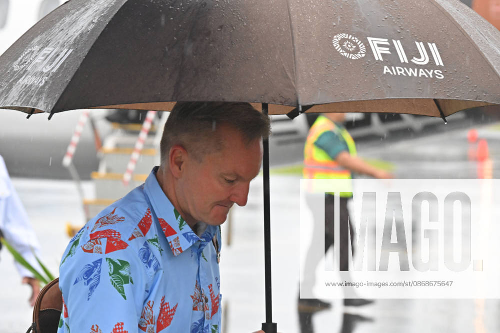 ANTHONY ALBANESE PRECOP MEETING, Australias Minister for Climate Change Chris Bowen arrives at a traditional welcome ceremony during the Pre-Cop31 meeting in Tuvalu, Tuesday, October 6, 2026. ( NO ARCHIVING Funafuti Tuvalu