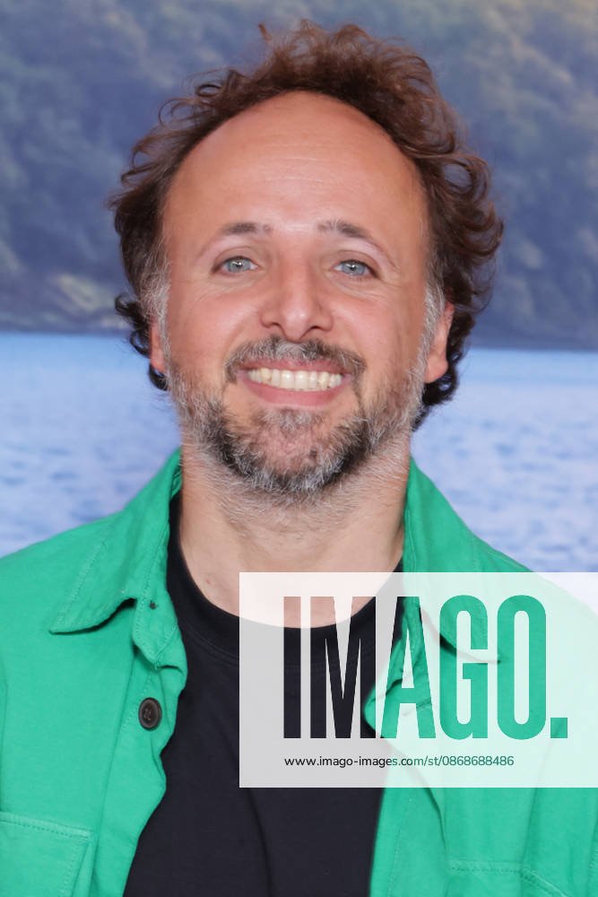 La Maison De Nos Reves Premiere - Paris Romain Lancry attends the photocall for the premiere of La Maison De Nos Reves held at the Grand Rex Cinema in Paris, France on October 5, 2026. Photo by David Boyer ABACAPRESS.COM Paris France