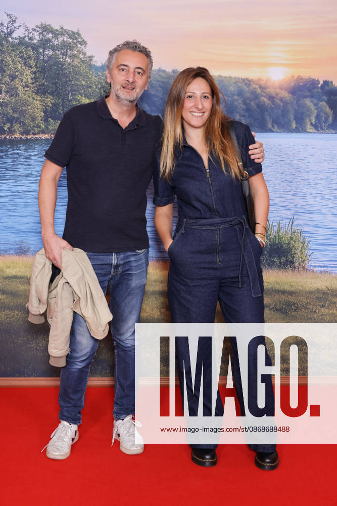 La Maison De Nos Reves Premiere - Paris Nader Boussandel and Nash attend the photocall for the premiere of La Maison De Nos Reves held at the Grand Rex Cinema in Paris, France on October 5, 2026. Photo by David Boyer ABACAPRESS.COM Paris France