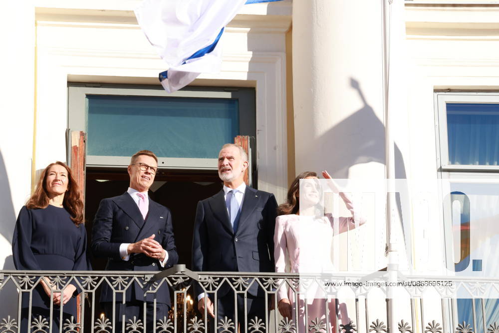 President ALEXANDER STUBB and his spouse SUZANNE INNES-STUBB welcome King FELIPE VI and Queen LETIZIA of Spain during the official welcoming ceremony marking the start of the royal couple s state visit to strengthen bilateral relations. Espoo Finland - ZUMAt172 20261006_zip_t172_003