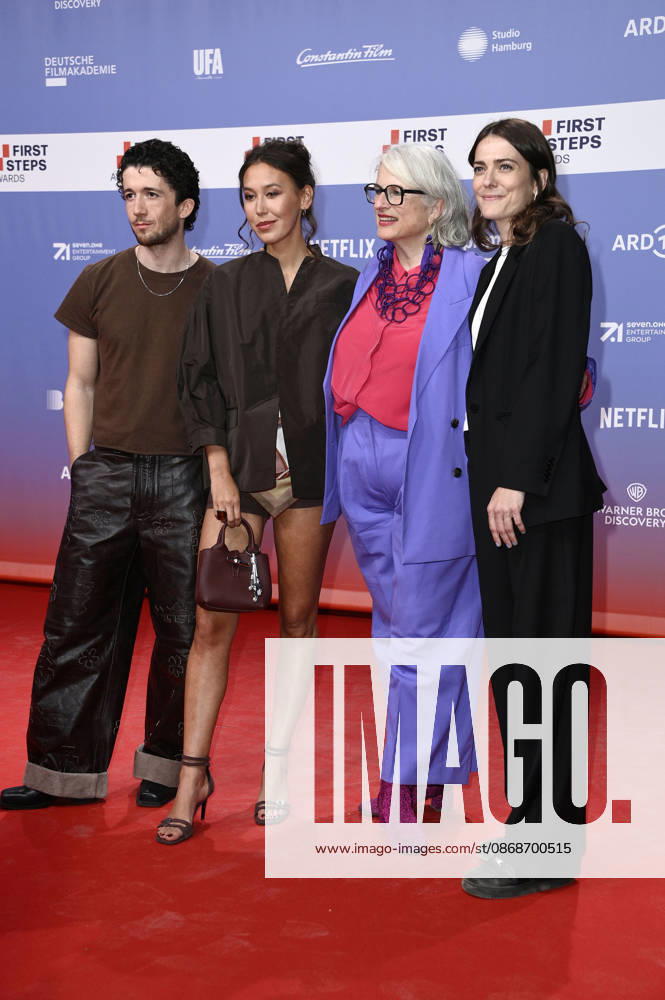Maximilian Mundt, Malaya Stern Takeda, Claudia Löwe, and Linda Kirmse at the 27th First Steps Awards ceremony in 2026 at the Theater des Westens in Berlin, October 5, 2026 Foto:xN.xKubelkax xFuturexImagex first_steps_6209