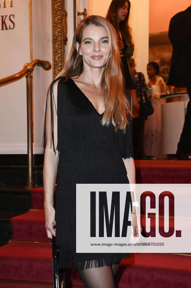Yvonne Catterfeld at the 27th First Steps Awards ceremony in 2026 at the Theater des Westens in Berlin, October 5, 2026 Foto:xN.xKubelkax xFuturexImagex first_steps_6289